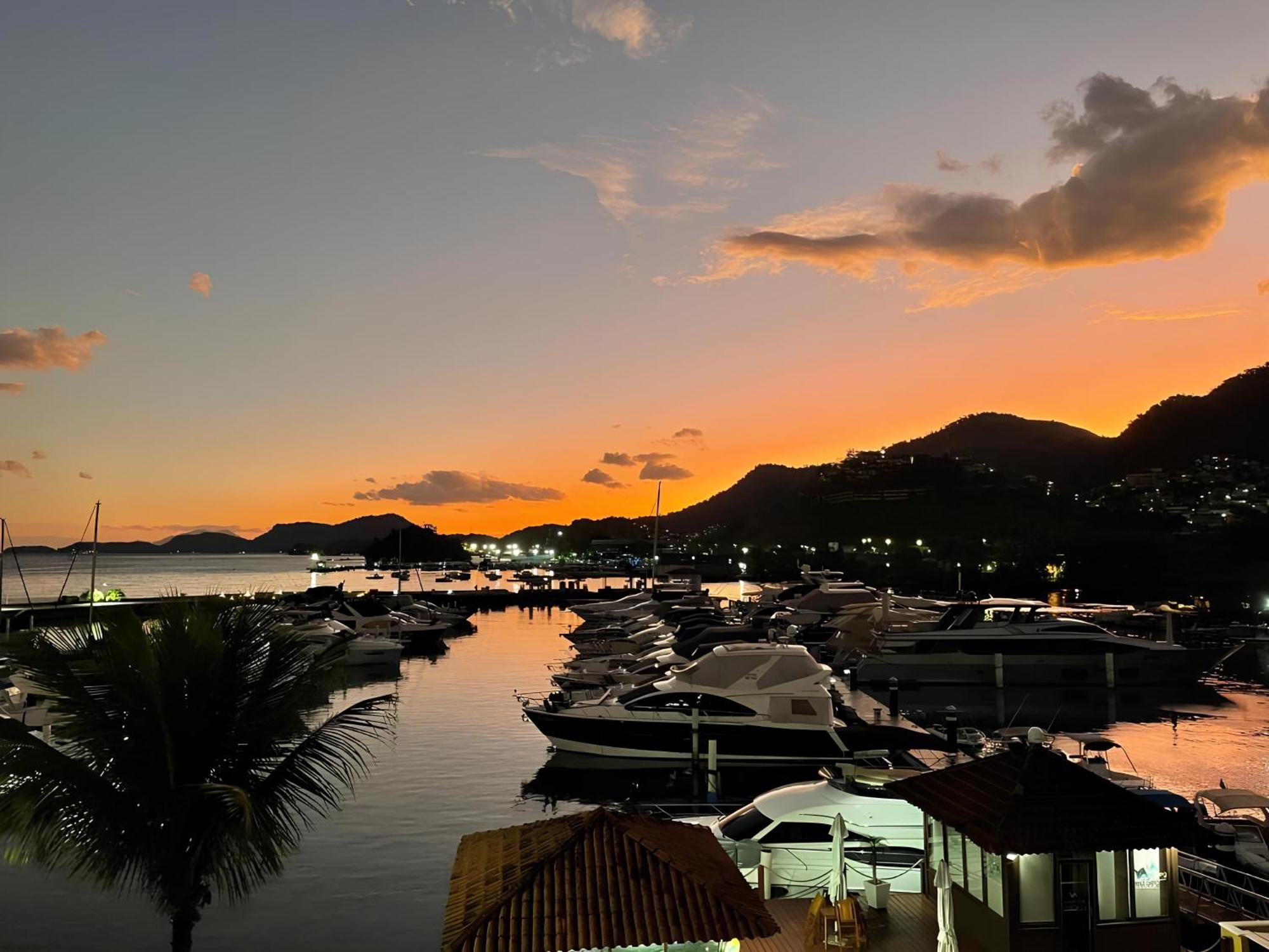 Shopping Piratas, Vista Para O Mar, Estacionamento Angra dos Reis Extérieur photo